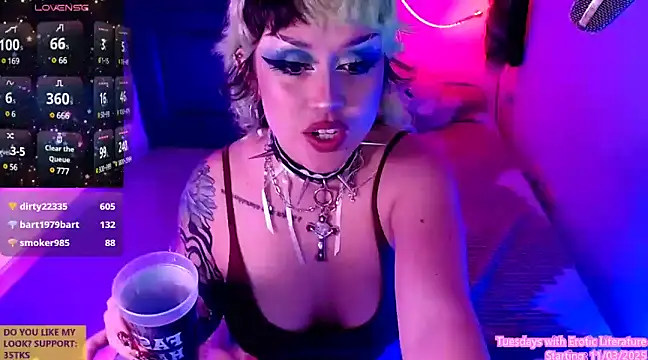 Snapshot of rosse_ivy chatting on March 4, 2025, 7:22 pm rosse ivy online show from March 4, 2025, 7:22 pm