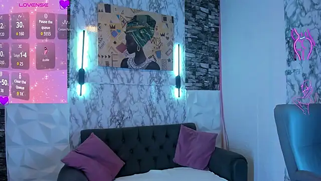 Snapshot of Queen_Cuarxxo chatting on February 27, 2026, 11:59 pm Queen Cuarxxo online show from February 27, 2026, 11:59 pm