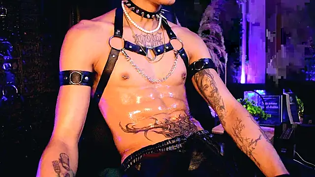 DemonKush-- online show from October 25, 2025, 10:58 am