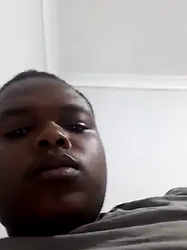 Snapshot of Tungela chatting on February 17, 2025, 7:55 pm Tungela online show from February 17, 2025, 7:55 pm