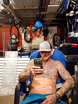 Snapshot of jtw14 chatting on September 26, 2025, 3:24 am jtw14 online show from September 26, 2025, 3:24 am