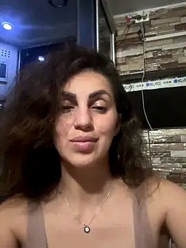 Snapshot of EmaSkyes chatting on October 14, 2025, 6:30 pm EmaSkyes online show from October 14, 2025, 6:30 pm