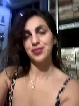 Snapshot of EmaSkyes chatting on November 1, 2025, 8:25 pm EmaSkyes online show from November 1, 2025, 8:25 pm