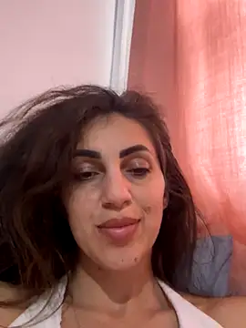 Snapshot of EmaSkyes chatting on October 8, 2025, 8:38 am EmaSkyes online show from October 8, 2025, 8:38 am