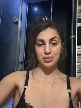 Snapshot of EmaSkyes chatting on November 18, 2025, 7:50 pm EmaSkyes online show from November 18, 2025, 7:50 pm