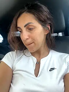 Snapshot of EmaSkyes chatting on October 25, 2025, 11:31 am EmaSkyes online show from October 25, 2025, 11:31 am