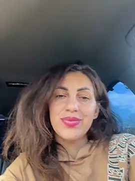 Snapshot of EmaSkyes chatting on October 5, 2025, 7:43 am EmaSkyes online show from October 5, 2025, 7:43 am