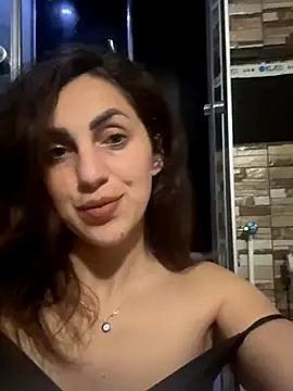 Snapshot of EmaSkyes chatting on November 10, 2025, 7:19 pm EmaSkyes online show from November 10, 2025, 7:19 pm