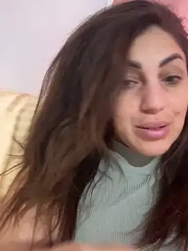 Snapshot of EmaSkyes chatting on November 10, 2025, 6:51 am EmaSkyes online show from November 10, 2025, 6:51 am