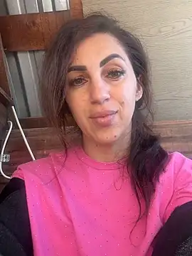 Snapshot of EmaSkyes chatting on September 18, 2025, 6:05 am EmaSkyes online show from September 18, 2025, 6:05 am