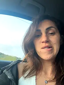 Snapshot of EmaSkyes chatting on September 27, 2025, 4:02 pm EmaSkyes online show from September 27, 2025, 4:02 pm