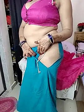 Snapshot of kaamuk_shweta chatting on July 3, 2026, 11:28 am kaamuk shweta online show from July 3, 2026, 11:28 am