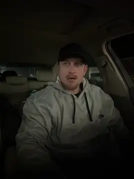 Snapshot of bigred0808 chatting on February 18, 2026, 6:55 am bigred0808 online show from February 18, 2026, 6:55 am