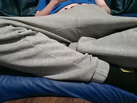 krissraw online show from October 18, 2025, 1:18 am