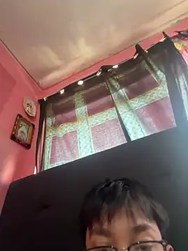 Snapshot of PuffingRinger chatting on March 18, 2026, 9:37 pm PuffingRinger online show from March 18, 2026, 9:37 pm