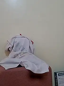 BriannaVincent online show from December 18, 2025, 4:50 am