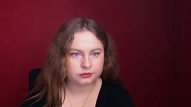 Gigi Spring online show from December 2, 2024, 8:26 am