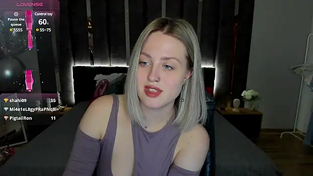  Sarah Soul  online show from February 26, 2025, 7:02 am