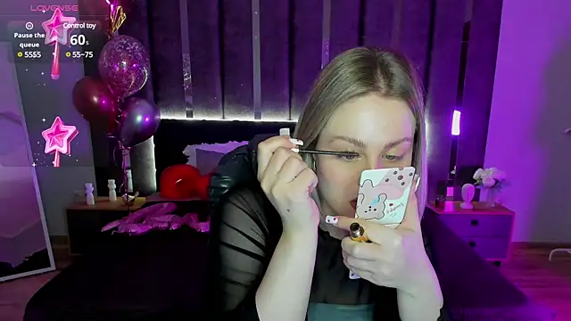  Sarah Soul  online show from March 5, 2025, 12:49 am