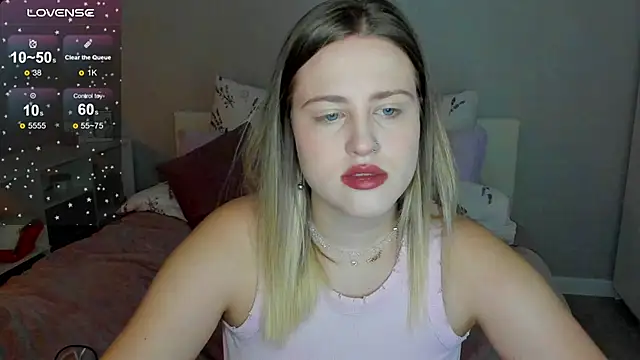  Sarah Soul  online show from October 8, 2025, 12:01 am