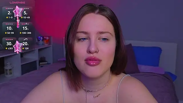  Sarah Soul  online show from April 12, 2026, 11:08 pm