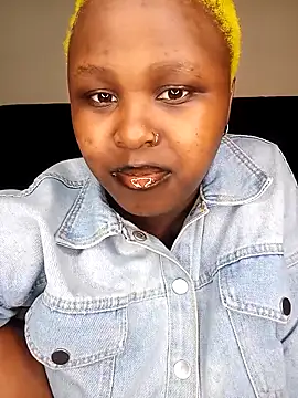 Snapshot of Dark_Berry_26 chatting on November 7, 2025, 4:33 pm Dark Berry 26 online show from November 7, 2025, 4:33 pm