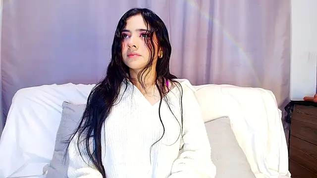 adara johnson   online show from October 15, 2025, 11:40 am