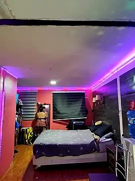 Snapshot of TRISH_MILF chatting on January 21, 2025, 12:15 am TRISH MILF online show from January 21, 2025, 12:15 am