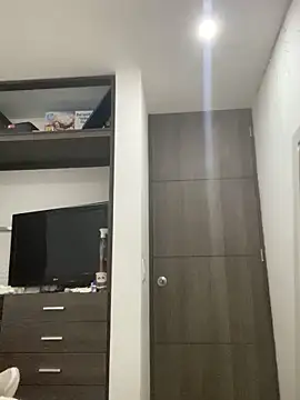 sophie conor online show from December 10, 2024, 7:32 pm