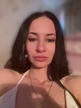 Starry Siren online show from April 20, 2026, 7:11 am