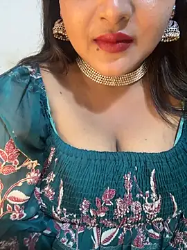 Ayesha mahi online show from October 19, 2025, 1:58 pm