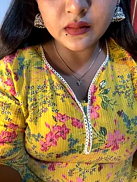 Ayesha mahi online show from October 25, 2025, 9:08 am