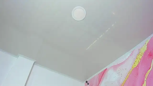 Daisy  rose online show from July 23, 2026, 2:42 am