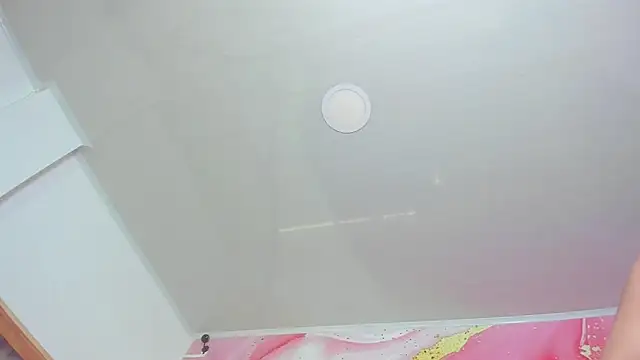 Daisy  rose online show from July 21, 2026, 2:58 am