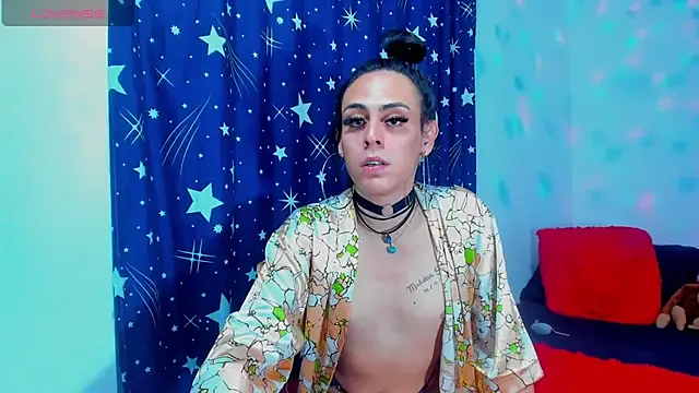 Perla Hotcortes online show from March 4, 2025, 9:18 am