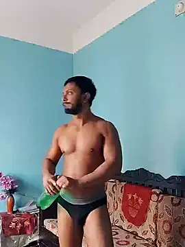 HunkyAriyan online show from February 1, 2025, 7:15 am