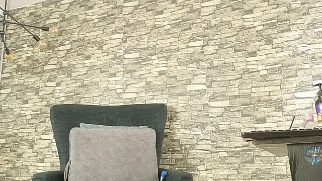 alondrabigtits online show from November 29, 2025, 12:27 pm