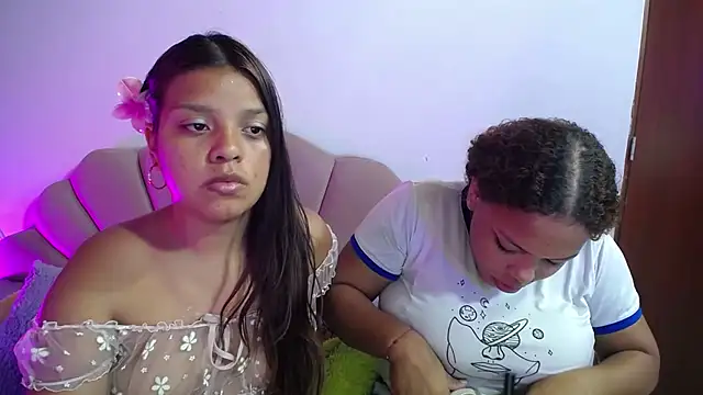 Snapshot of horny_babyss chatting on December 3, 2025, 2:34 am horny babyss online show from December 3, 2025, 2:34 am