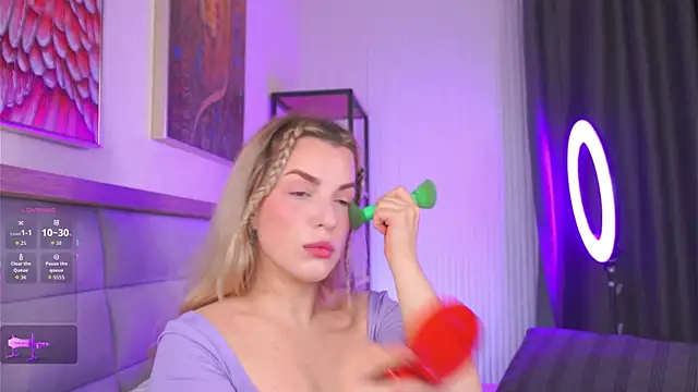 LiliBanger online show from July 19, 2026, 4:10 am