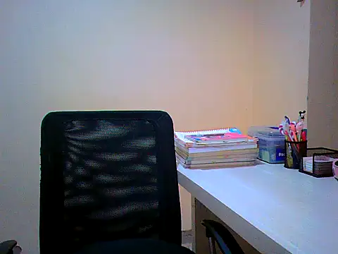 maliamiller online show from January 17, 2026, 4:05 am