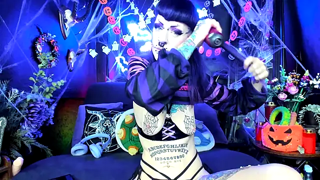 Purple Coffin666 online show from October 27, 2025, 9:32 am