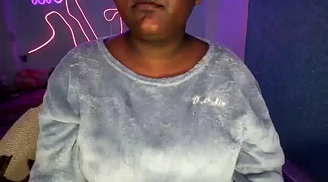 expression queen online show from January 19, 2025, 12:17 am