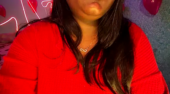 expression queen online show from February 15, 2025, 8:56 pm