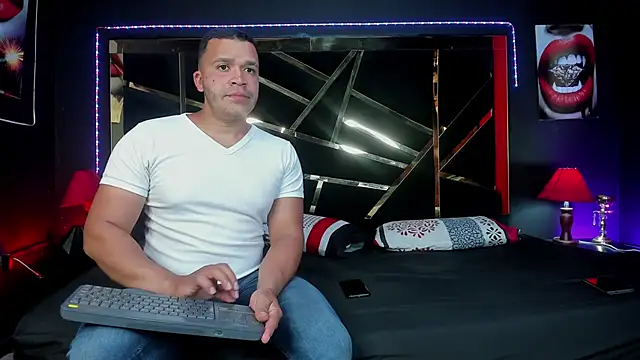 AndyandFran online show from December 5, 2025, 9:01 pm