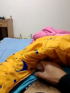 huzi518 online show from April 13, 2026, 2:54 pm