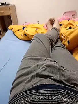 huzi518 online show from March 25, 2026, 9:03 pm