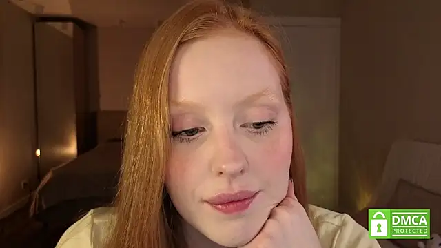 Snapshot of lulu_moonmoon chatting on December 14, 2025, 3:39 pm lulu moonmoon online show from December 14, 2025, 3:39 pm