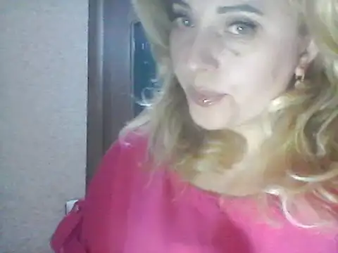 SweetCandy356 online show from March 8, 2025, 6:26 pm