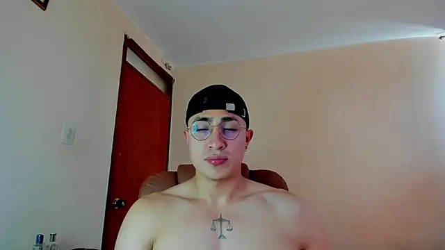 Leoknight online show from January 30, 2025, 6:32 pm