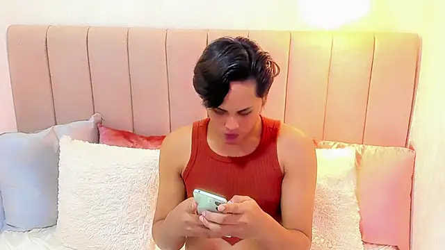 Aistrid gate online show from November 5, 2025, 4:10 pm